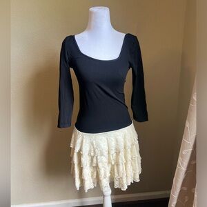 BEBE Y2K black and cream faux skirt ruffle dress | small